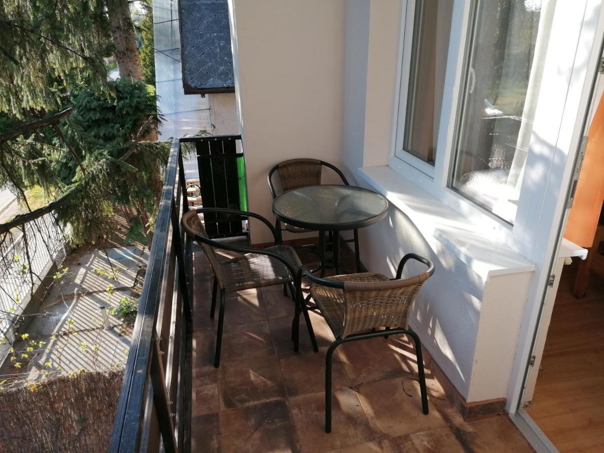 Hullam Panzio Bed & Breakfast Hajduszoboszlo Exterior photo